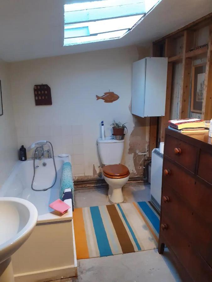 Sundial Cottage NWI Extérieur photo