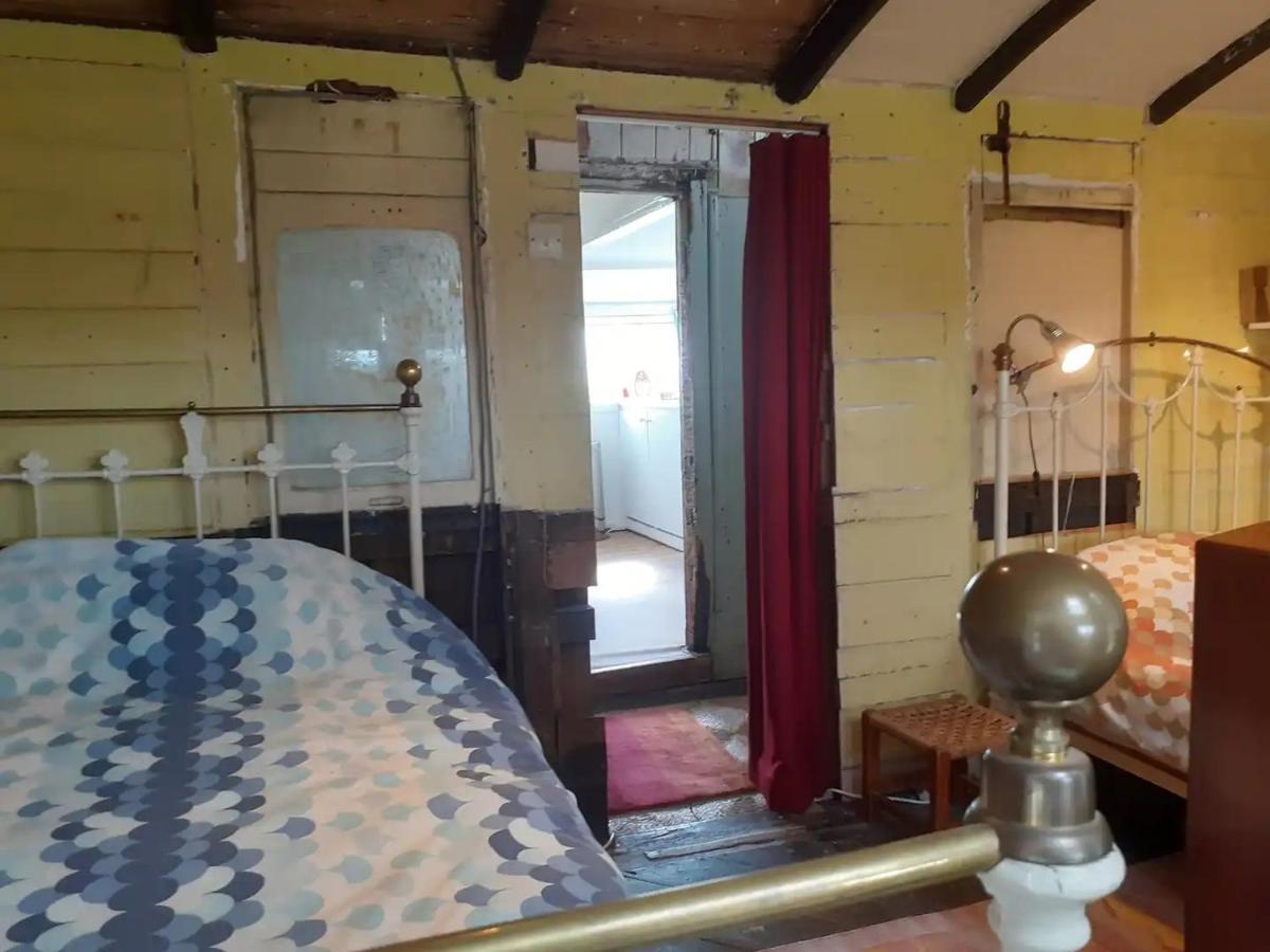 Sundial Cottage NWI Extérieur photo